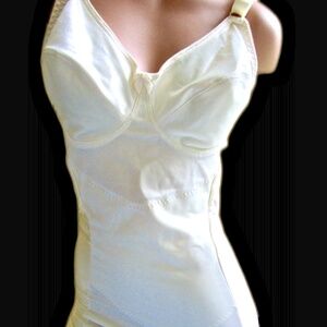 vintage Crown-ette shapewear, 38D, satiny ivory nylon, bra + girdle
